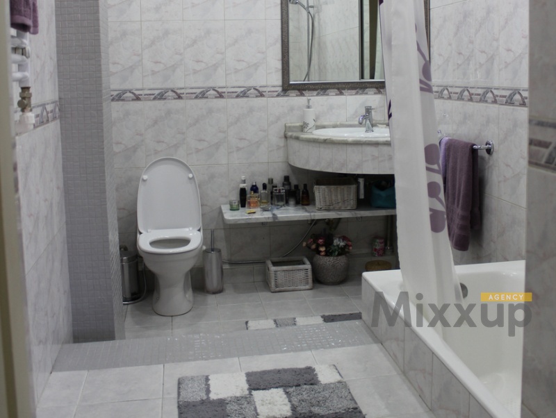Khanjyan St, Center, Yerevan, 4 Rooms Rooms,3 BathroomsBathrooms,Apartment,Sale,Khanjyan St,3,2207