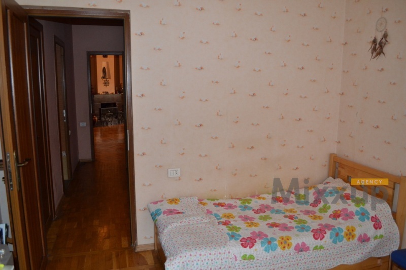 Sayat-Nova St, Center, Yerevan, 9 Комнаты Комнаты,2 ВанныеВанные,Apartment,Sale,Sayat-Nova St,10,2239