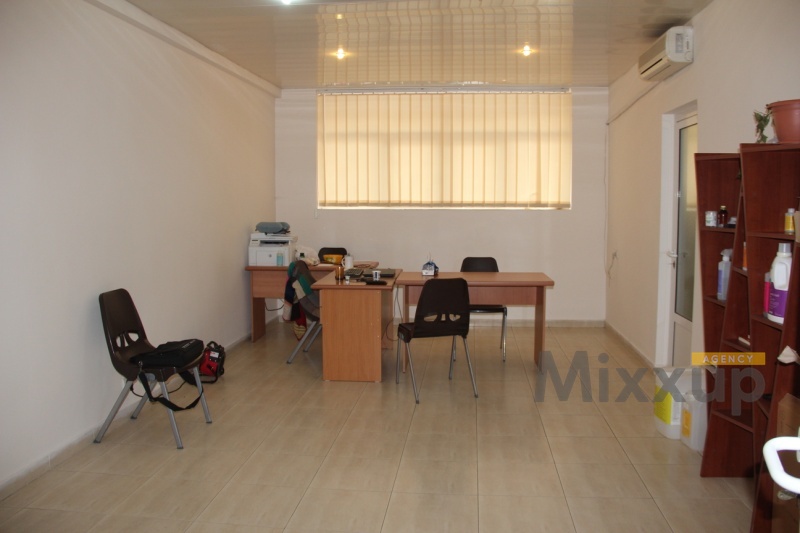 Saryan St, Center, Yerevan, 3 Rooms Rooms,Office,Rent,Saryan St,1,2249
