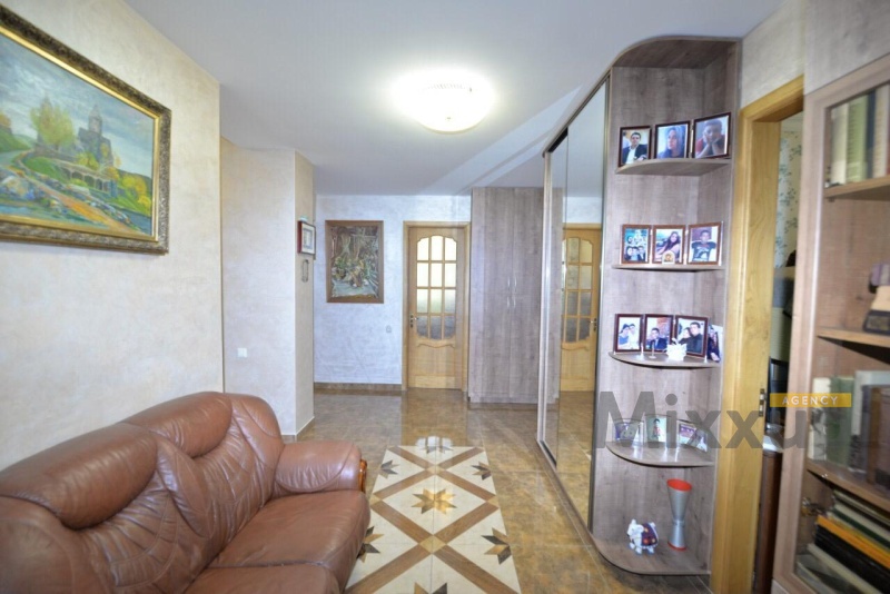 Arghutyan St, Arabkir, Yerevan, 5 Սենիակների քանակ Սենիակների քանակ,2 BathroomsBathrooms,Apartment,Sale,Arghutyan St,1,2332