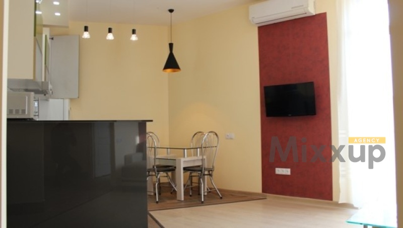 Baghramyan Ave, Center, Yerevan, 3 Rooms Rooms,1 Bathroom Bathrooms,Apartment,Rent,Baghramyan Ave,4,2389