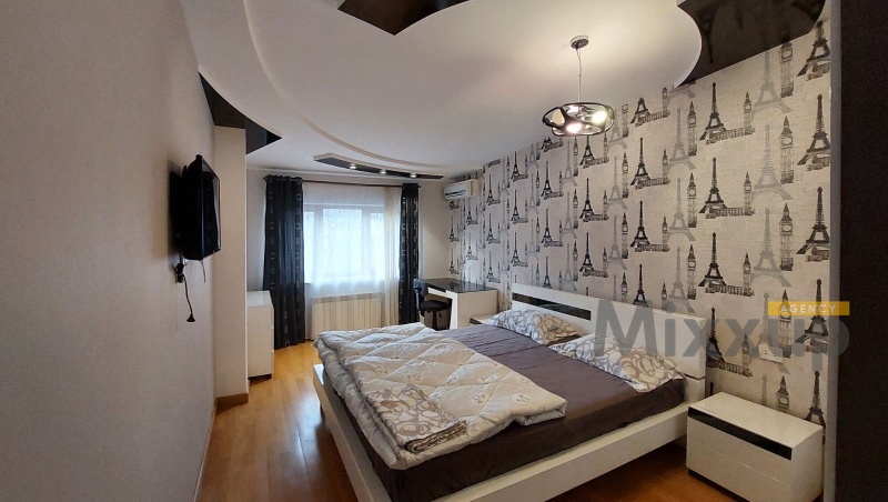 Hanrapetutyan St, Center, Yerevan, 6 Rooms Rooms,4 BathroomsBathrooms,Apartment,Sale,Hanrapetutyan St,5.6,2498
