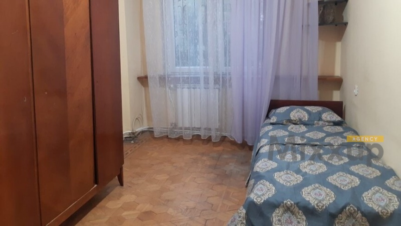 Khorenatsi St, Center, Yerevan, 4 Rooms Rooms,1 Bathroom Bathrooms,Apartment,Rent,Khorenatsi St,2,2751