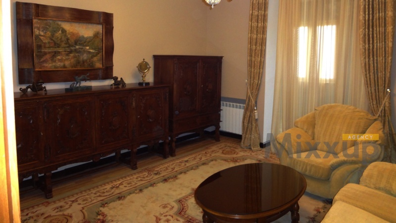 Moskovyan St, Center, Yerevan, 3 Rooms Rooms,1 Bathroom Bathrooms,Apartment,Rent,Moskovyan St,4,2823