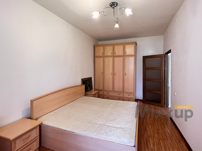Parpetsi St, Center, Yerevan, 2 Սենյակների քանակ Սենյակների քանակ,1 BathroomԼոգասենյակ,Apartment,Վարձակալություն,Parpetsi St,3,2910