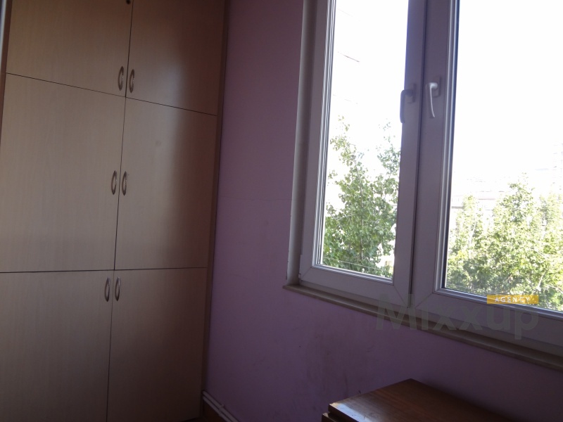 Parpetsi St, Center, Yerevan, 3 Rooms Rooms,1 Bathroom Bathrooms,Apartment,Rent,Parpetsi St,6,2914