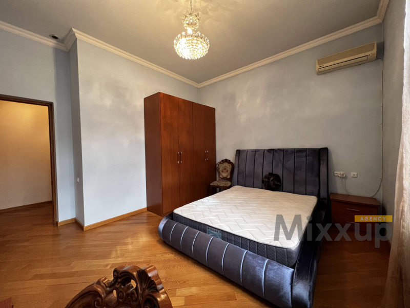 Barbyus St, Arabkir, Yerevan, 6 Bedrooms Bedrooms, 8 Rooms Rooms,3 BathroomsBathrooms,Villa,Rent,Barbyus St,3009