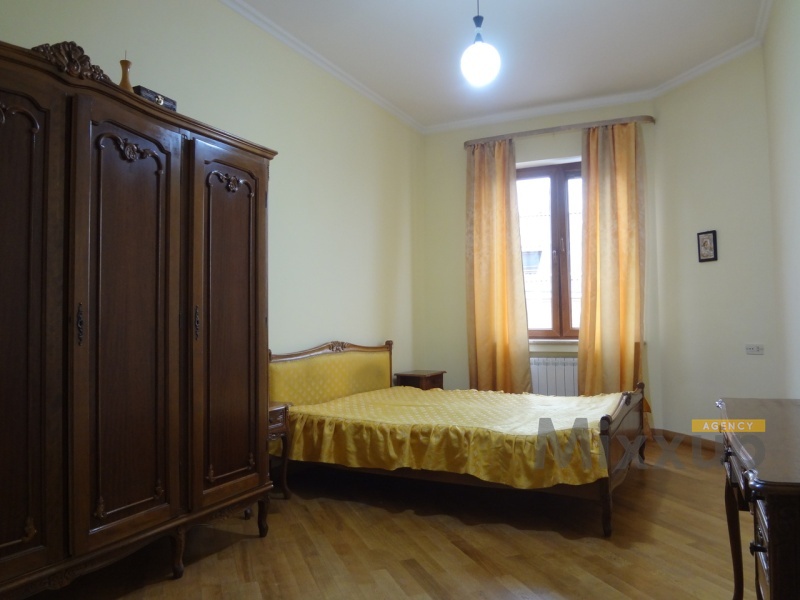 Sose St, Arabkir, Yerevan, 4 Спальня Спальня, 6 Комнаты Комнаты,3 ВанныеВанные,Villa,Аренда,Sose St,3039