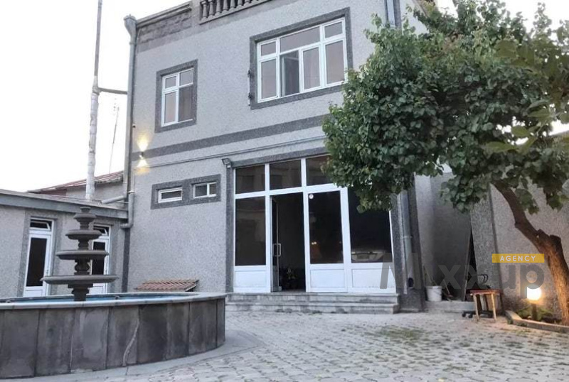 Sarkavag St, Qanaqer-Zeytun, Yerevan, 3 Bedrooms Bedrooms, 5 Rooms Rooms,1 BathroomBathrooms,Villa,Rent,Sarkavag St,3071
