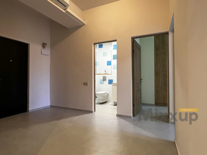 Verin Antarayin St, Center, Yerevan, 3 Rooms Rooms,1 Bathroom Bathrooms,Apartment,Rent,Verin Antarayin St,4,3076