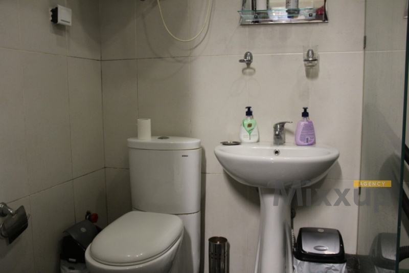 Byuzand St, Center, Yerevan, 3 Rooms Rooms,Office,Rent,Byuzand St,2,3090