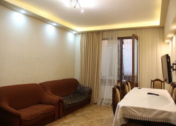 Azatutyan Ave, Arabkir, Yerevan, 4 Rooms Rooms,1 BathroomBathrooms,Apartment,Rent,Azatutyan Ave,1,3101