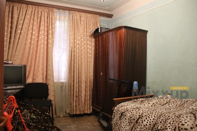 Azatutyan Ave, Arabkir, Yerevan, 4 Rooms Rooms,1 Bathroom Bathrooms,Apartment,Rent,Azatutyan Ave ,1,3101