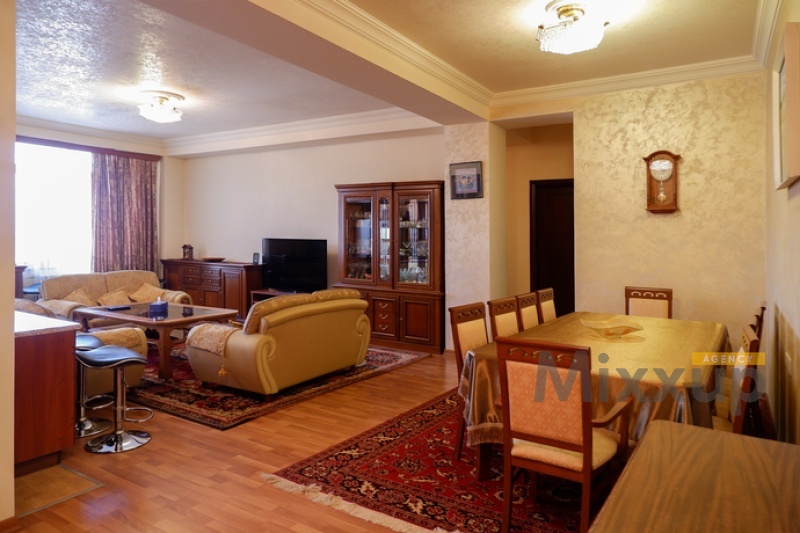 Charents St, Center, Yerevan, 3 Rooms Rooms,1 Bathroom Bathrooms,Apartment,Rent,Charents St,6,3126