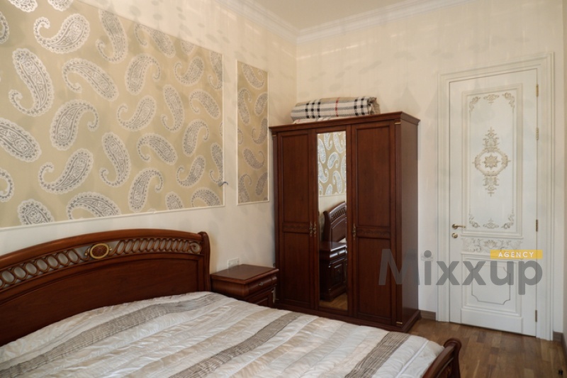 Mashtots Ave, Center, Yerevan, 6 Rooms Rooms,2 BathroomsBathrooms,Apartment,Rent,Mashtots Ave,3,3142