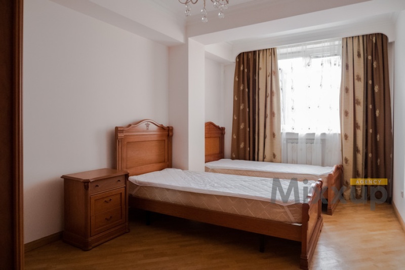 Koryun St, Center, Yerevan, 3 Rooms Rooms,1 Bathroom Bathrooms,Apartment,Rent,Koryun St,3,3185