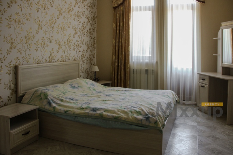 Kurghinyan St, Malatia-Sebastia, Yerevan, 3 Спальня Спальня, 4 Комнаты Комнаты,1 ВаннаяВанные,Villa,Аренда,Kurghinyan St,3200