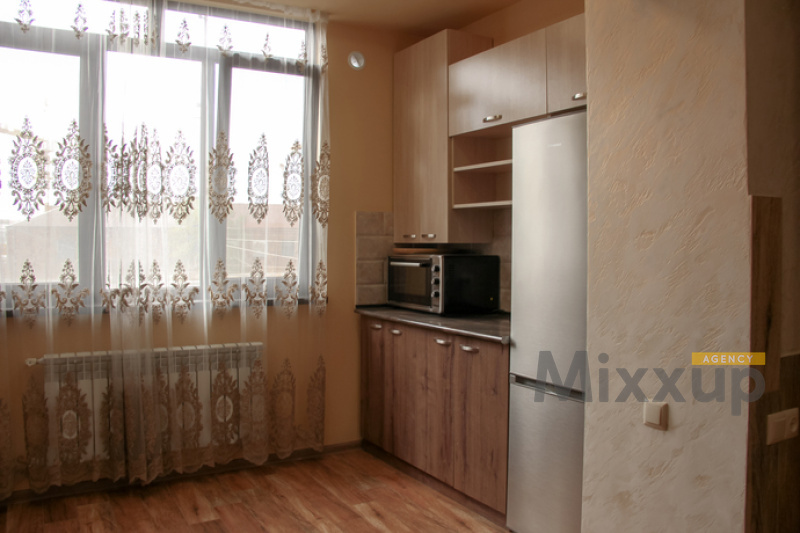 Mamikonyants St, Arabkir, Yerevan, 4 Սենյակների քանակ Սենյակների քանակ,1 BathroomԼոգասենյակ,Apartment,Վարձակալություն,Mamikonyants St,2,3209