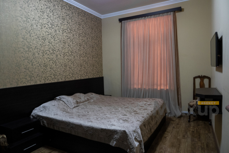 Paronyan St, Center, Yerevan, 3 Rooms Rooms,1 Bathroom Bathrooms,Apartment,Rent,Paronyan St,1,3251