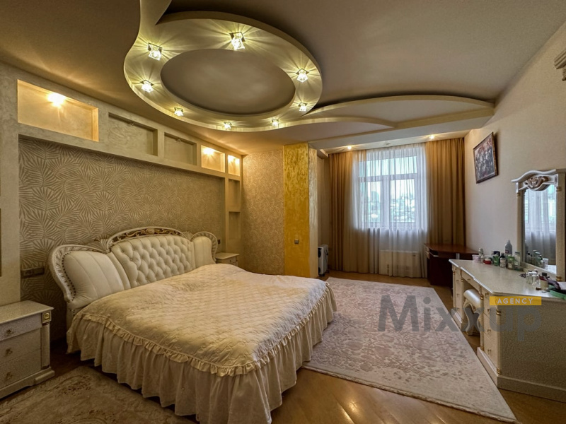 Demirchyan St, Center, Yerevan, 3 Rooms Rooms,2 BathroomsBathrooms,Apartment,Rent,Demirchyan St,10,3267