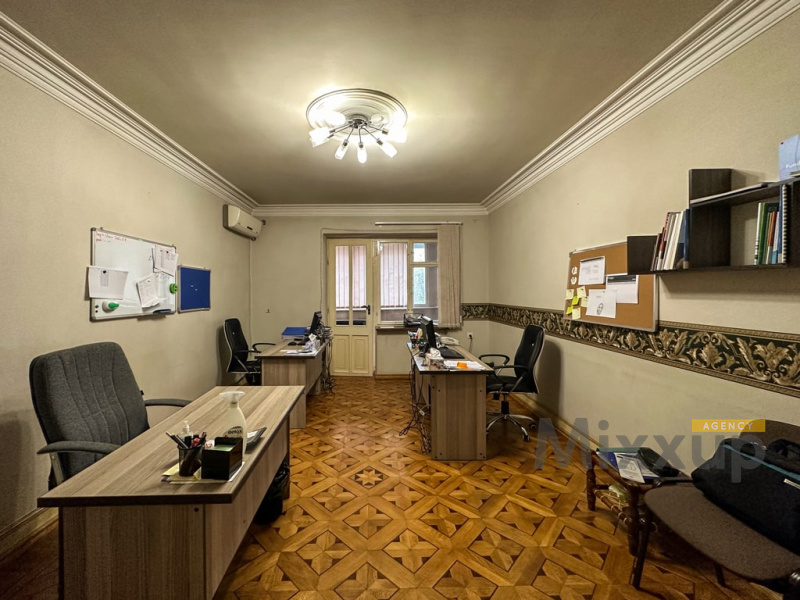 Hrachya Qochar St, Arabkir, Yerevan, 4 Սենյակների քանակ Սենյակների քանակ,1 BathroomԼոգասենյակ,Apartment,Վարձակալություն,Hrachya Qochar St,3,3280
