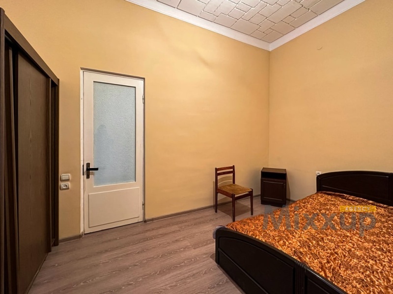 Proshyan 1-st back, Arabkir, Yerevan, 3 Bedrooms Bedrooms, 4 Rooms Rooms,1 Bathroom Bathrooms,Villa,Rent,Proshyan 1-st back,3281