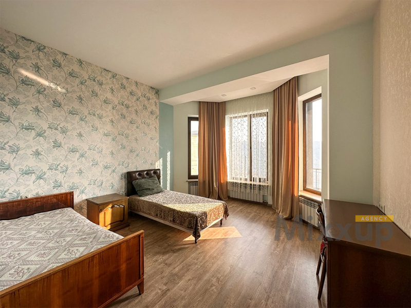 Mikoyan St, Davtashen, Yerevan, 4 Bedrooms Bedrooms, 5 Rooms Rooms,2 BathroomsBathrooms,Villa,Rent,Mikoyan St,3336