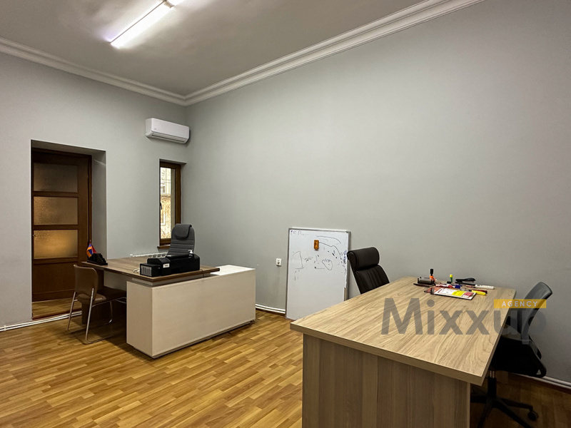 Baghramyan Ave, Center, Yerevan, 6 Rooms Rooms,Office,Rent,Baghramyan Ave,3343