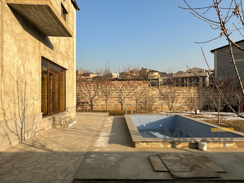 Abovyan dist., Avan, Yerevan, 4 Bedrooms Bedrooms, 5 Rooms Rooms,2 BathroomsBathrooms,Villa,Sale,Abovyan dist.,3346