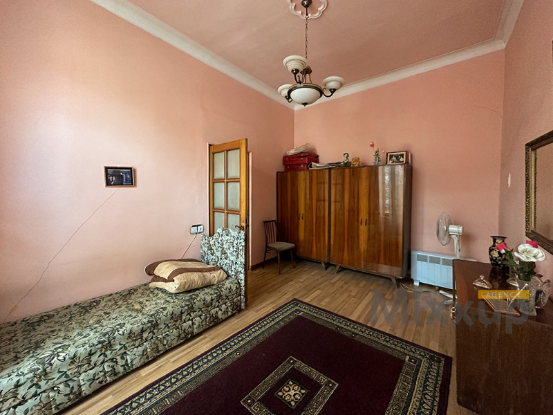 Koryun St, Center, Yerevan, 3 Rooms Rooms,1 Bathroom Bathrooms,Apartment,Sale,Koryun St,2,3400