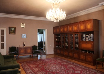 Kajaznuni St, Center, Yerevan, 6 Bedrooms Bedrooms, 13 Rooms Rooms,4 BathroomsBathrooms,Villa,Sale,Kajaznuni St,1180