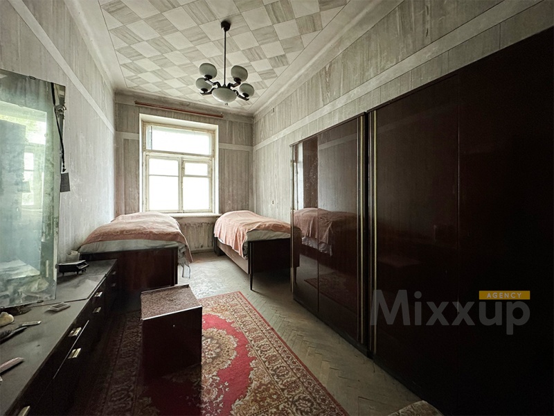 Demirchyan St, Center, Yerevan, 2 Rooms Rooms,1 Bathroom Bathrooms,Apartment,Sale,Demirchyan St,2,3484