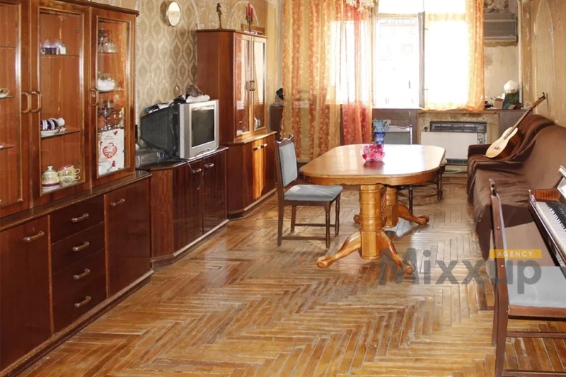 Koghbatsi St, Center, Yerevan, 3 Rooms Rooms,2 BathroomsBathrooms,Apartment,Sale,Koghbatsi St,9,3526