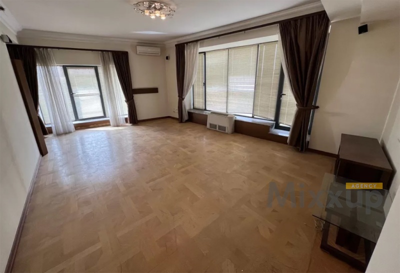 Northern Ave, Center, Yerevan, 6 Rooms Rooms,Office,Sale,Northern Ave,8,3587
