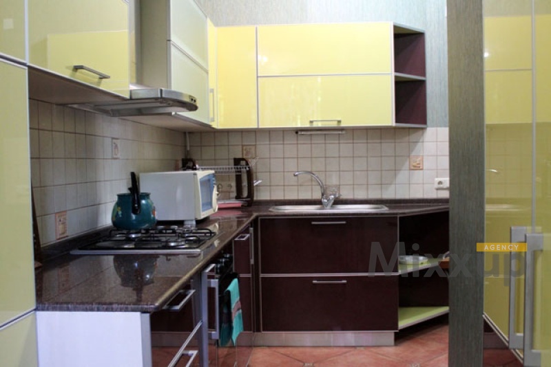 Mashtots Ave, Center, Yerevan, 2 Rooms Rooms,1 Bathroom Bathrooms,Apartment,Rent,Mashtots Ave,2,1223