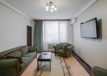 Parpetsi St, Center, Yerevan, 2 Rooms Rooms,1 Bathroom Bathrooms,Apartment,Rent,Parpetsi St,1,3897