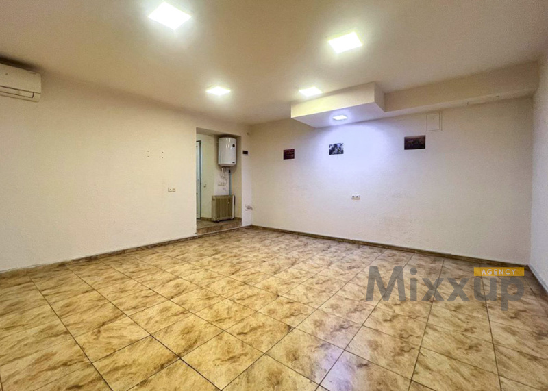 Tigran Mets Ave, Center, Yerevan, 3 Rooms Rooms,Office,Rent,Tigran Mets Ave,4476